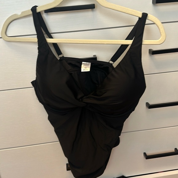 Tankini - Picture 1 of 9